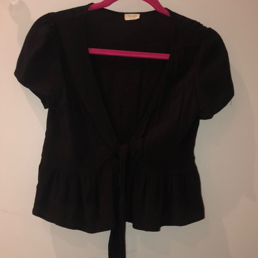 Black Tie Front Top